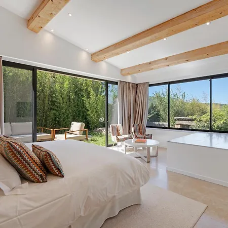 Ocean Whisper Villa *